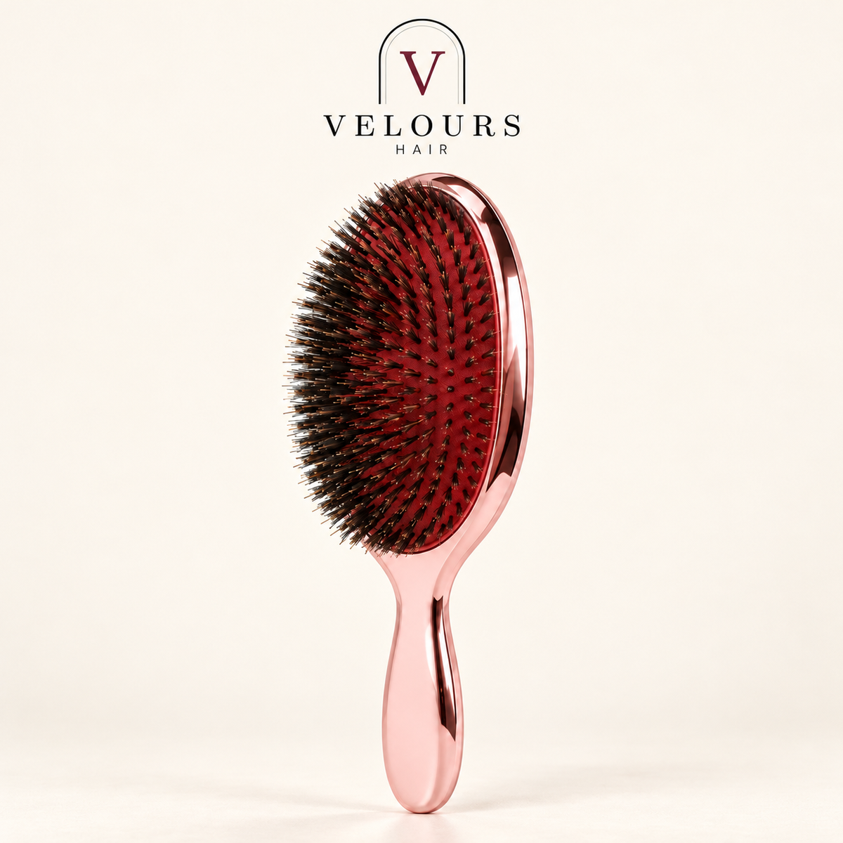 Brosse à poils de sanglier rose, finition laquée brillante et coussin rouge